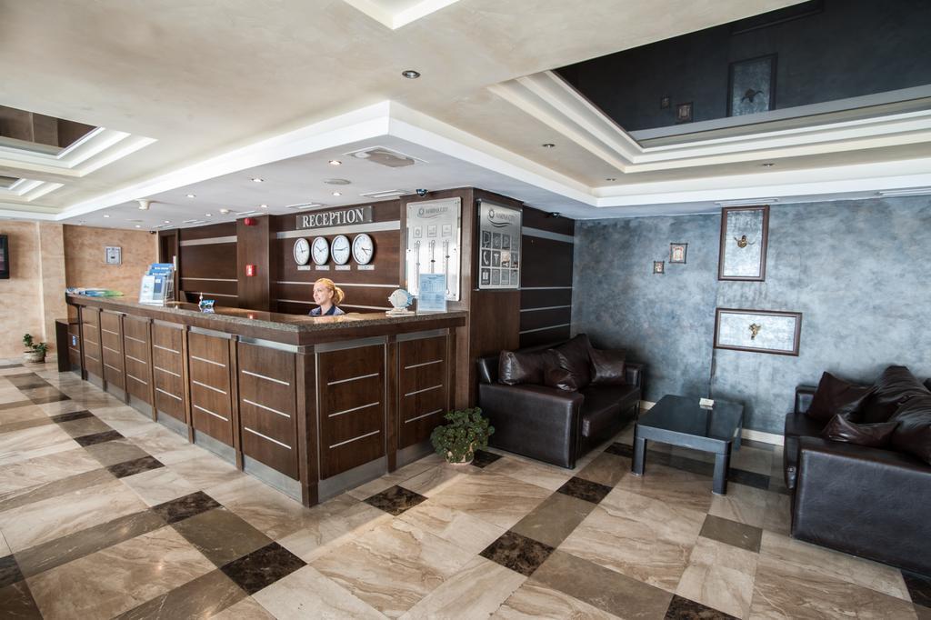 בלצ'יק Marina City Aparthotel מראה חיצוני תמונה